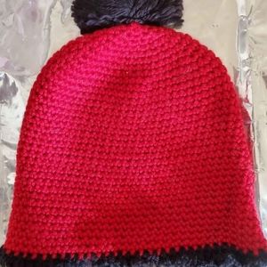 🧿New Crocheted Pom Beanie
